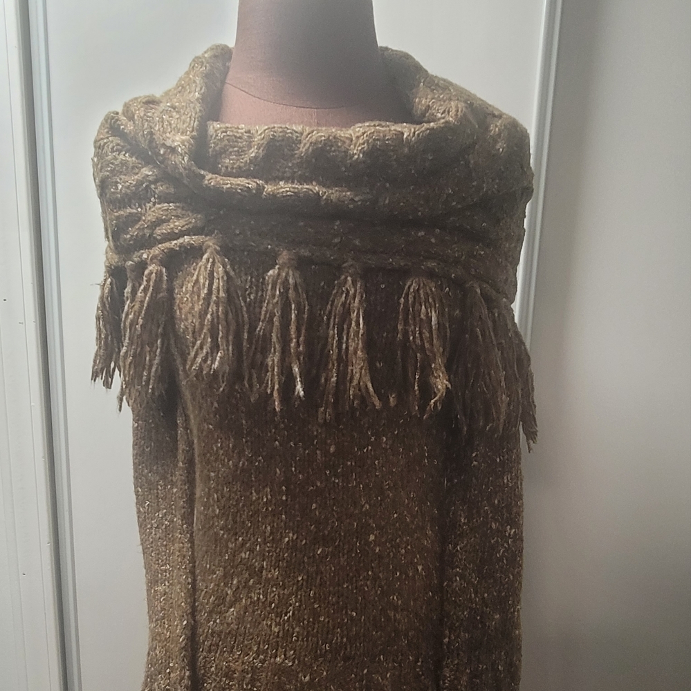 Kensie olive sweater size medium